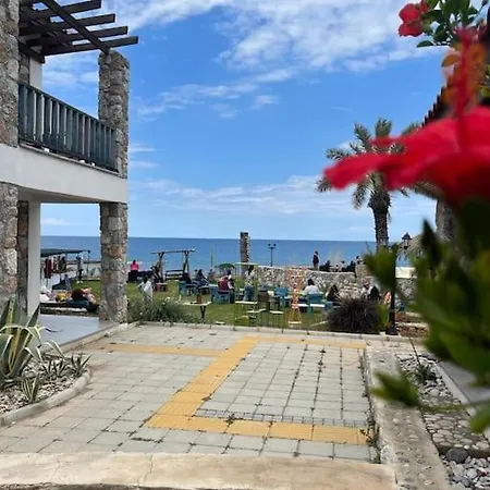 Ardic Agaci Village