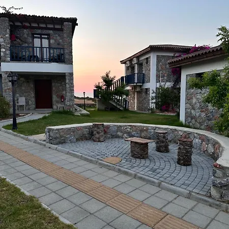 Ardic Agaci Village