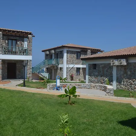 Ardic Agaci Village